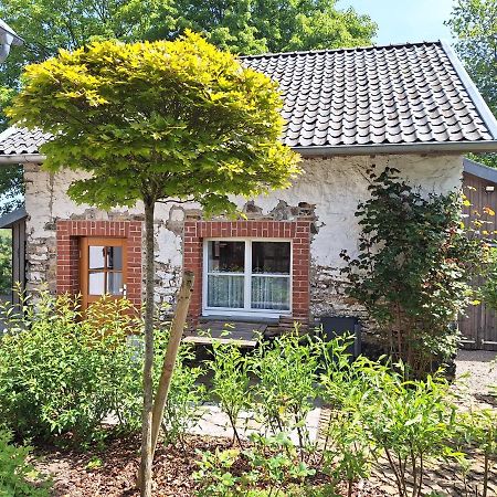 Ferienhaus Altes Backhaus Roetgen Extérieur photo